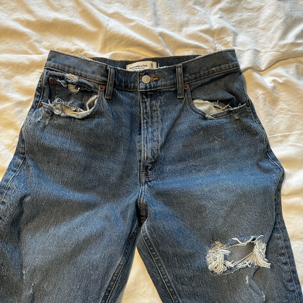 Abercrombie and Fitch High Rise Mom Jeans